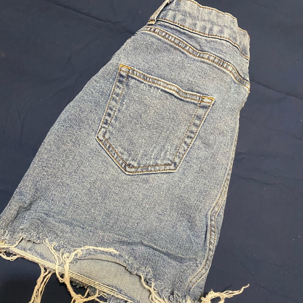 Cute blue Jean skirt!